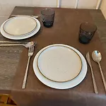 2 Avec Parking Prive Gratuit * Дижон